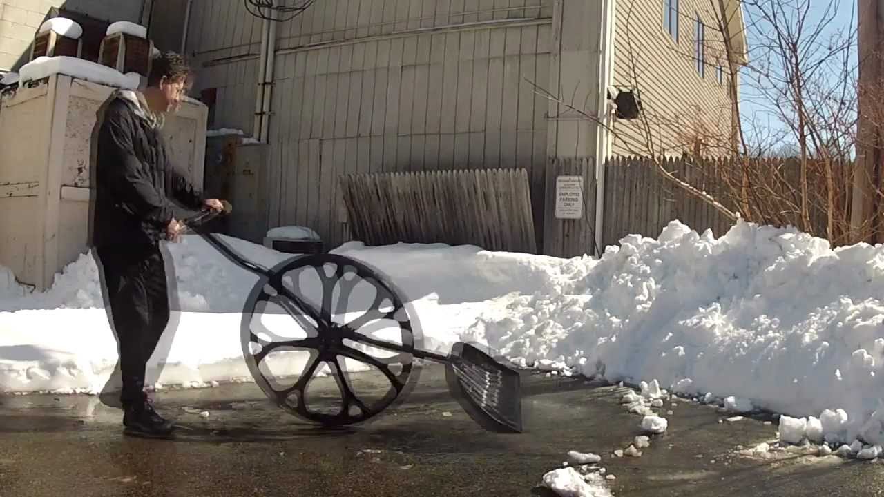 Pelle à neige avec roue  Date De Chasse Chevreuil