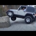 Man Tries To Park Jeep On Wall and Fails | Fails Compilation